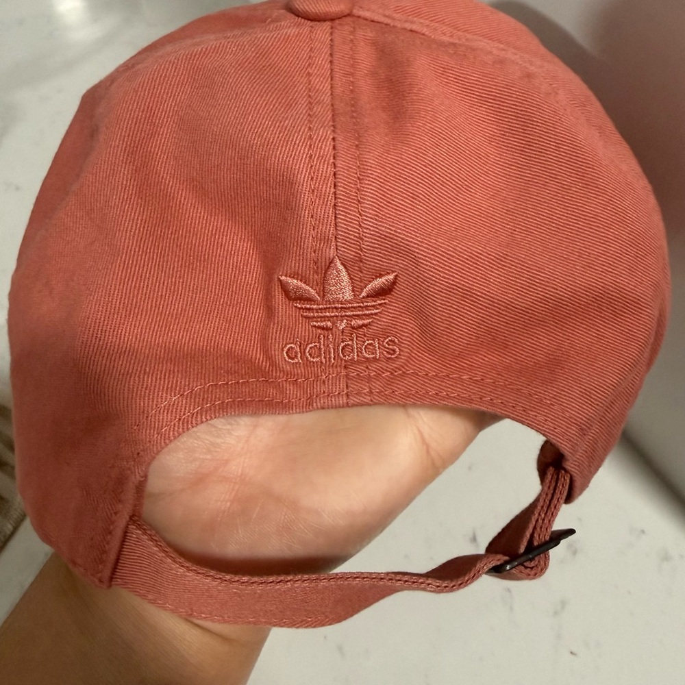 Adidas Coral Cap with Logo - Picture 2 of 5